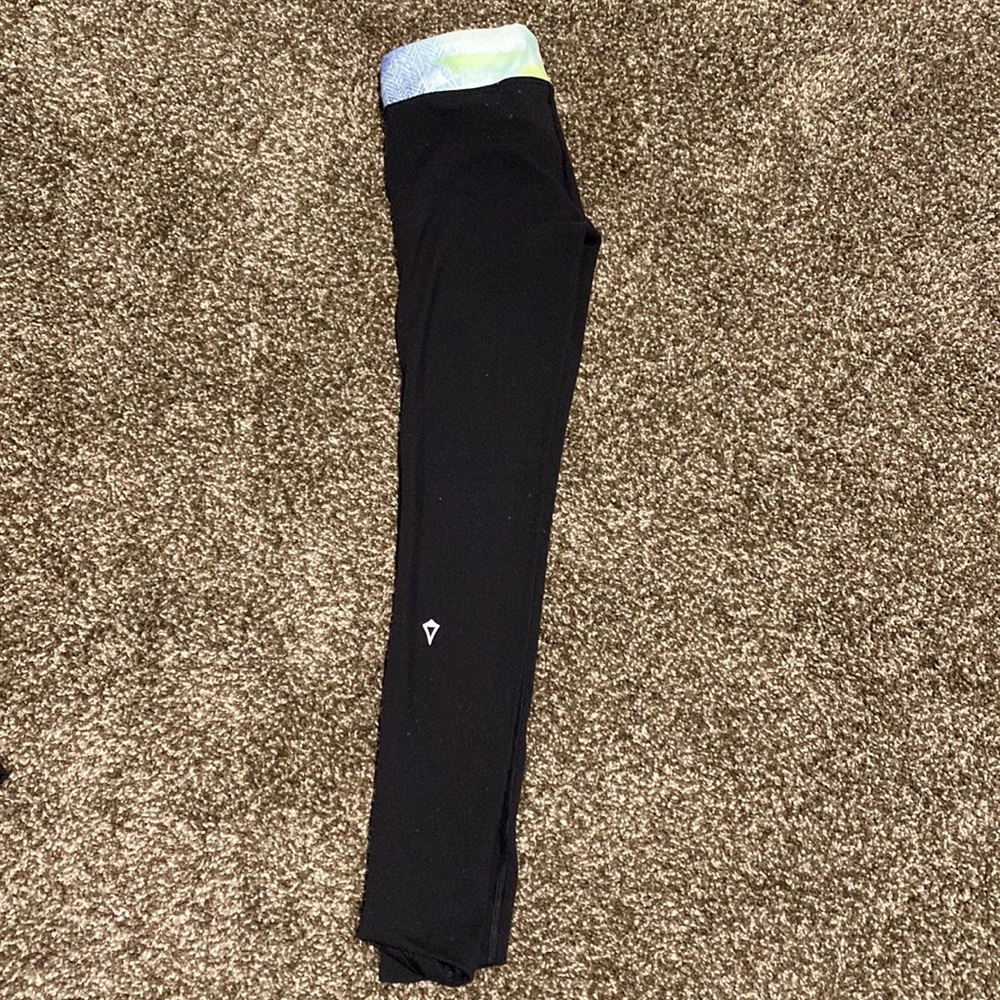 Ivivva leggings. Size 8. Black